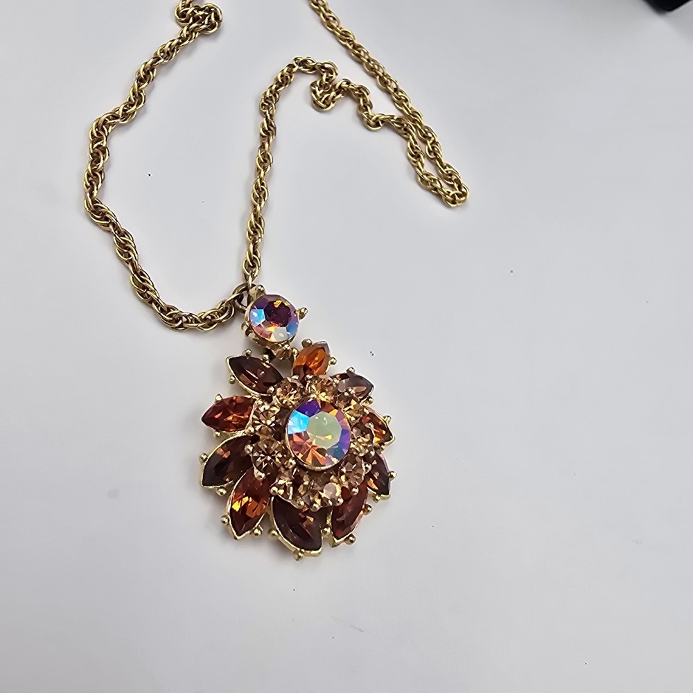 Vintage Trifari Necklace AB Rhinestones Gold Tone Amber Brown - Picture 9 of 12